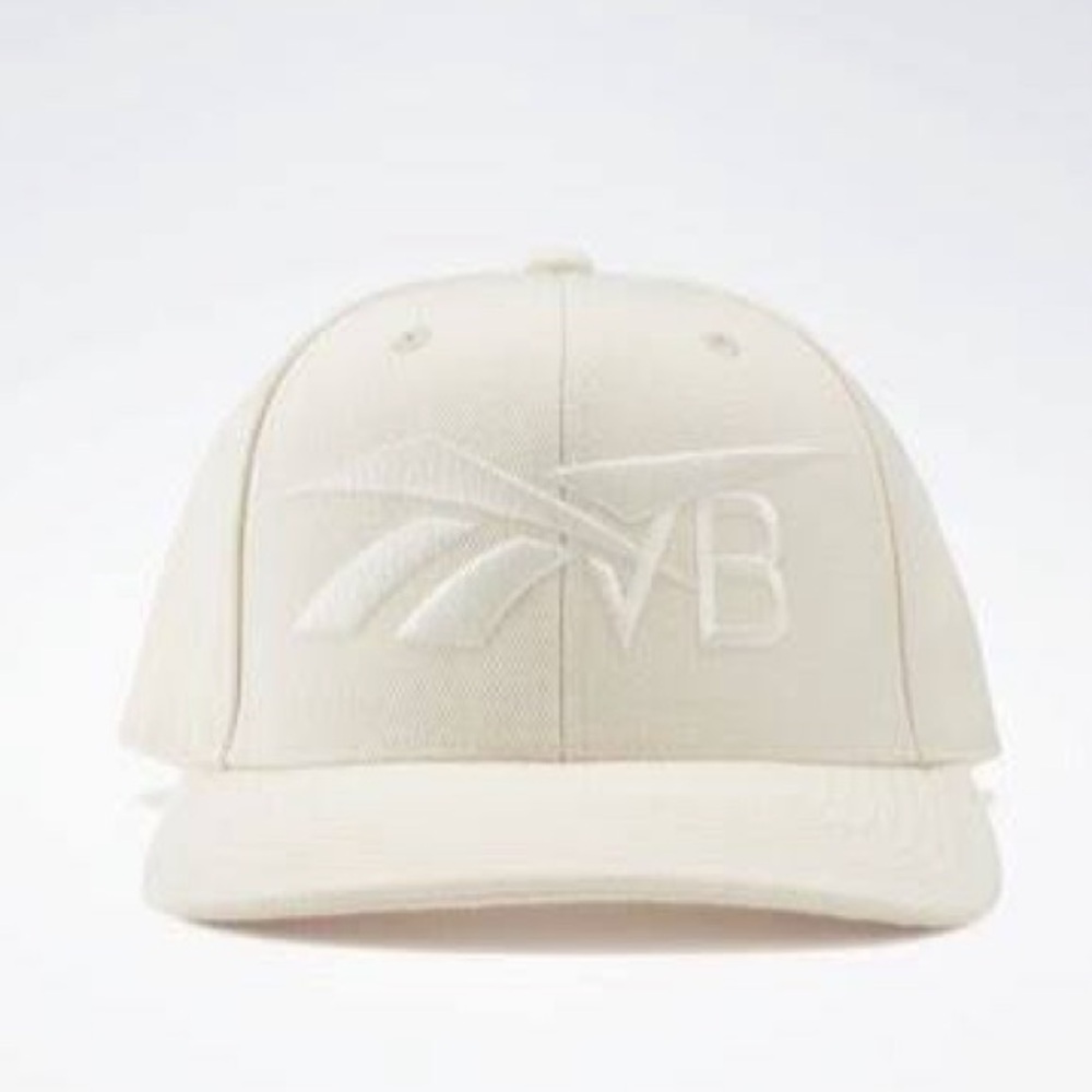 VICTORIA BECKHAM X Reebok Logo snap back baseball cap hat Cream NWOT